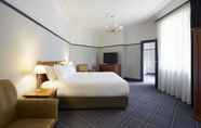 Bedroom 2 Brassey Hotel