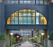 Exterior 3 New York Marriott at the Brooklyn Bridge