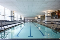 Swimming Pool New York Marriott at the Brooklyn Bridge