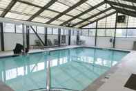 Swimming Pool Hyatt Place Princeton