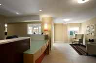 Lobby MainStay Suites Charlotte - Executive Park