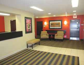 Lobi 2 Extended Stay America Suites Portland Vancouver