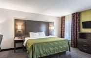 Bedroom 3 Quality Inn Warsaw near Rappahannock River