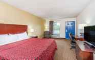 Kamar Tidur 6 Days Inn by Wyndham Reidsville