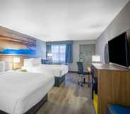 Bedroom 4 Days Inn by Wyndham Lonoke