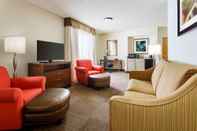 Common Space Hilton Garden Inn Lake Mary