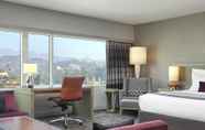 ห้องนอน 4 Loews Hollywood Hotel