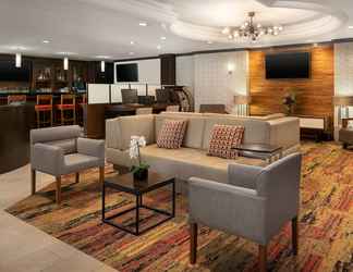 Sảnh chờ 2 Four Points by Sheraton Hotel & Suites San Francisco Airport