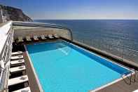 Swimming Pool SANA Sesimbra Hotel