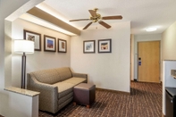 Common Space Comfort Inn & Suites Lees Summit - Kansas City