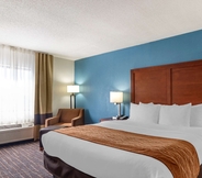 Kamar Tidur 5 Comfort Inn & Suites Lees Summit - Kansas City