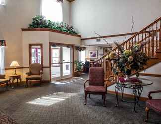 Lobby 2 Comfort Inn & Suites Geneva - West Chicago