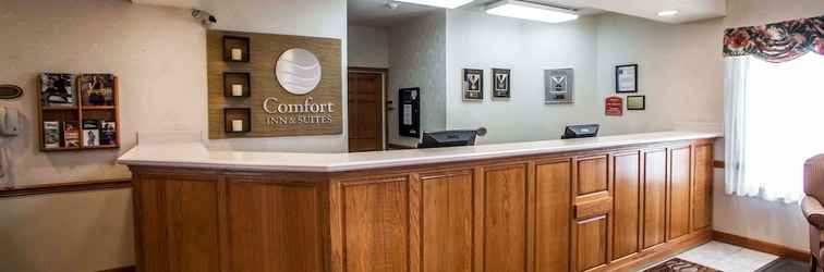 Lobby Comfort Inn & Suites Geneva - West Chicago