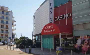 Exterior 4 Kyriad Prestige Les Sables d'Olonne - Plage - Centre des Congrès