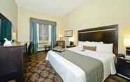 Bedroom 6 Best Western Plus Travel Hotel Toronto Airport