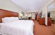 Bedroom 6 Hampton Inn Waynesboro/Stuarts Draft
