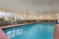 Swimming Pool Residence Inn Marriott Salem
