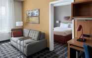 ห้องนอน 2 TownePlace Suites by Marriott Chicago Lombard