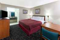 Kamar Tidur Days Inn by Wyndham Oklahoma City West