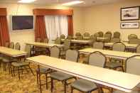 ห้องประชุม Country Inn & Suites by Radisson, Charleston South, WV