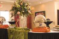 สิ่งอำนวยความสะดวกด้านความบันเทิง Holiday Inn Express Hotel & Suites Greenville, an IHG Hotel