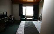 ห้องนอน 5 Thriftlodge Cape Breton