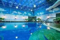 Swimming Pool Sofitel Jinan Silver Plaza