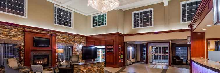 Lobi Best Western Plus Vancouver Mall Dr. Hotel & Suites