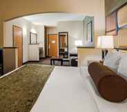 ห้องนอน 5 Best Western Plus Vancouver Mall Dr. Hotel & Suites