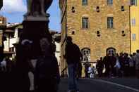 Exterior Portrait Firenze - Lungarno Collection