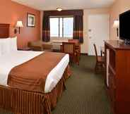 Phòng ngủ 4 Americas Best Value Inn & Suites Bakersfield E