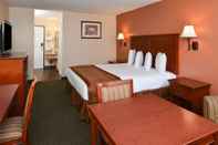 ห้องนอน Americas Best Value Inn & Suites Bakersfield E