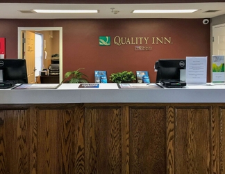 Lobi 2 Quality Inn