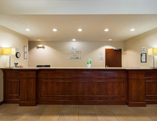 Lobby 2 Quality Inn Spring Mills - Martinsburg North