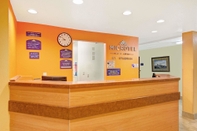 Lobby Microtel Inn & Suites by Wyndham Cordova/Memphis/By Wolfchas