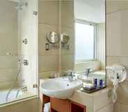 Toilet Kamar 7 Park Plaza Victoria London