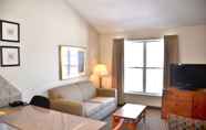 Ruang Umum 6 Cresthill Suites Syracuse