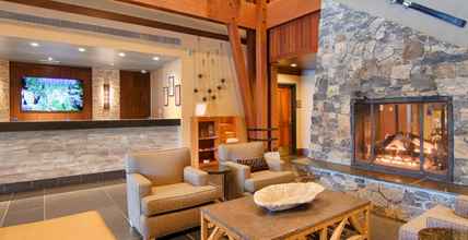 Lobby 4 The Village at Palisades Tahoe