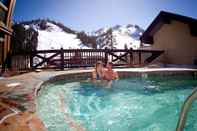 Swimming Pool The Village at Palisades Tahoe