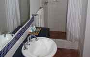 In-room Bathroom 2 Karratha Central Apartments