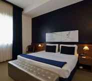 Bilik Tidur 4 Grand Hotel Tiberio
