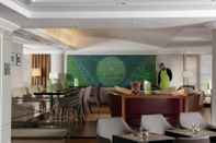 Bar, Cafe and Lounge Courtyard by Marriott Rome Central Park