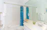 In-room Bathroom 7 Capri by the Sea by All Seasons Resort Lodging