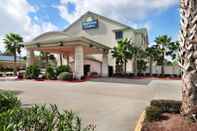 Exterior Days Inn & Suites by Wyndham Houston North/Aldine