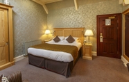 Bedroom 5 Hardwick Hall Hotel