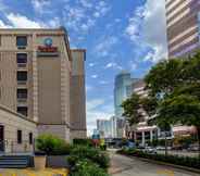 Exterior 4 SureStay Plus Hotel by Best Western Houston Medical Center
