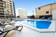 Swimming Pool Metro Hotel Marlow Sydney Central
