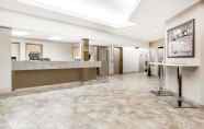 Lobby 5 Super 8 by Wyndham Prince Albert