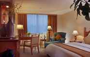 Kamar Tidur 5 Grand Noble Hotel