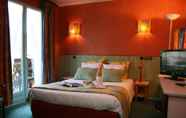 Bedroom 3 Brit Hotel Florimont